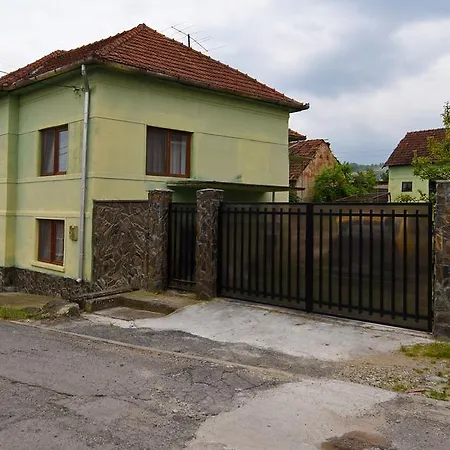 Πανσιόν Casa Para Haţeg